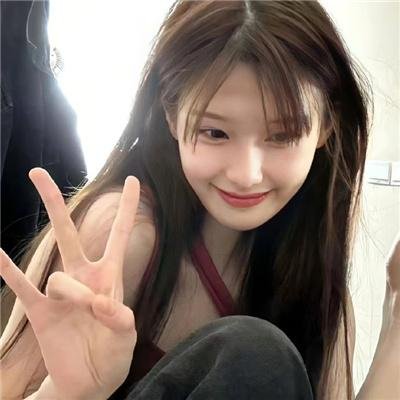三凤嬉春